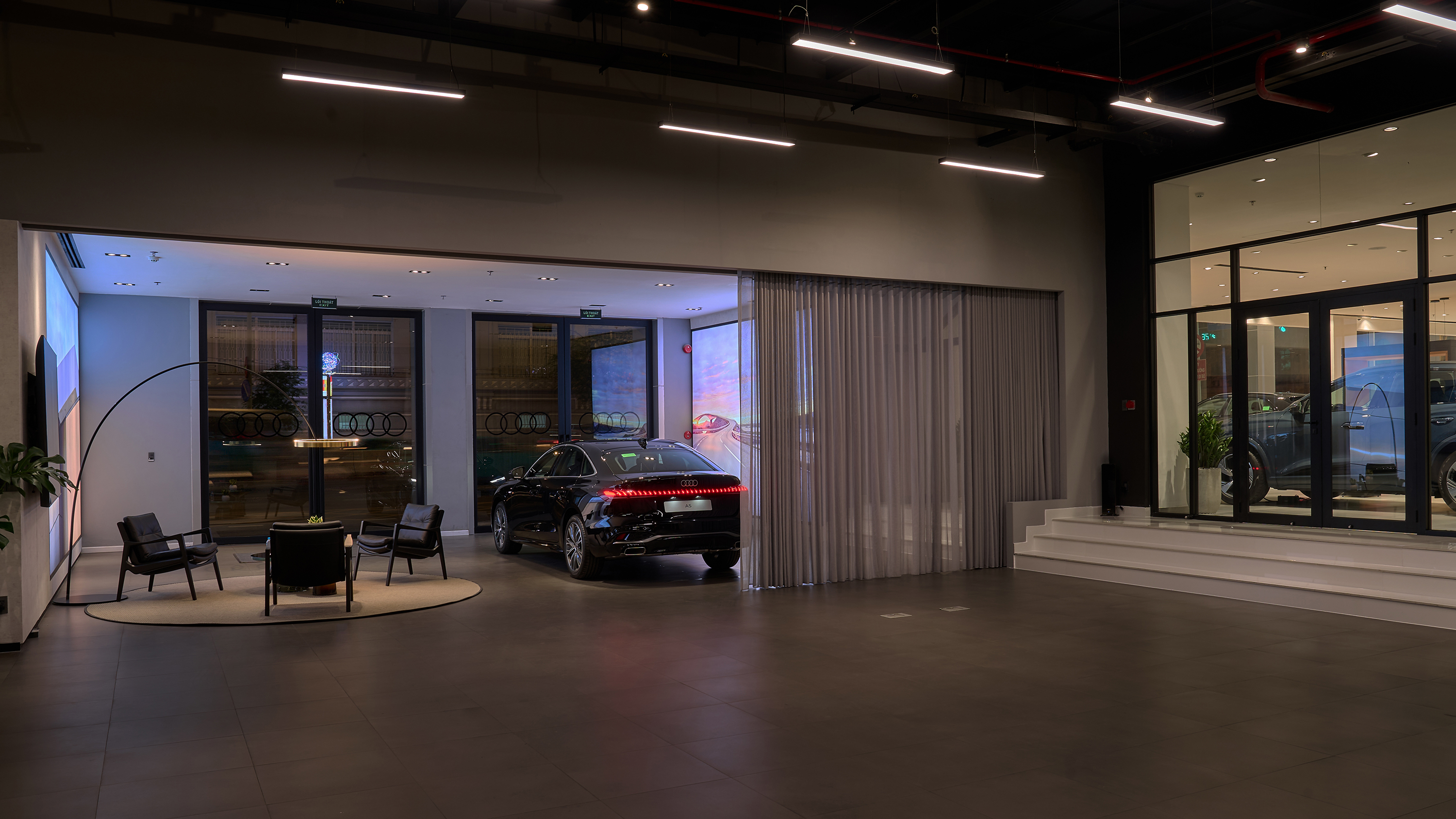 audiprogressiveshowroom46