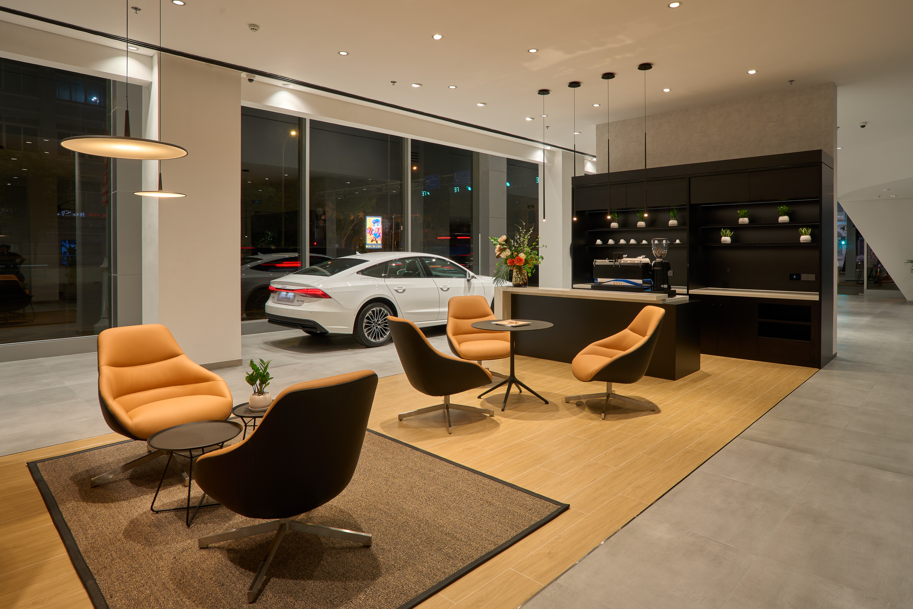 audiprogressiveshowroom6