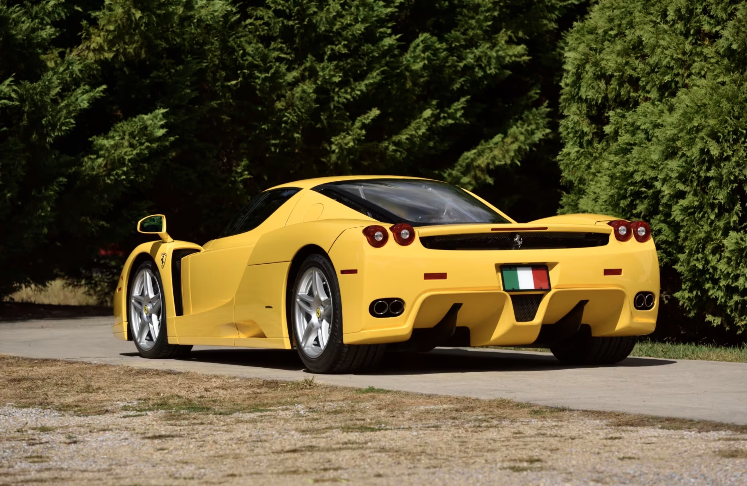 someone ordered a ferrari enzo shelled ou a fortune to customize it only drove 600 miles11