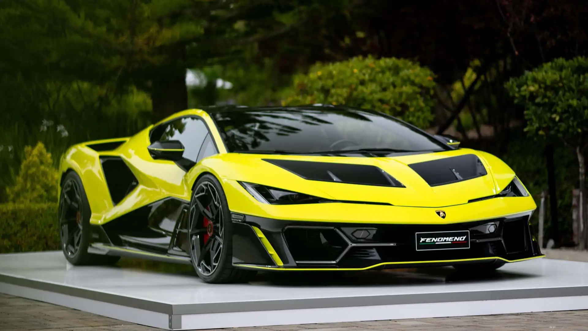 lamborghini fenomeno at monterey car week 2025