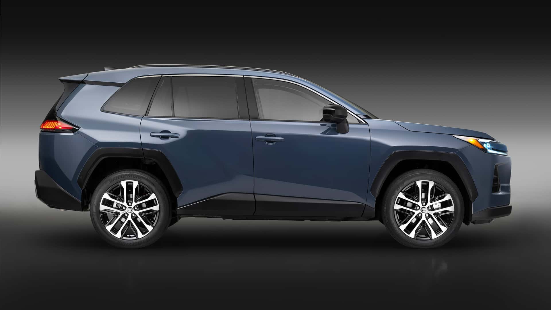 2026 toyota rav4 limited exterior 4