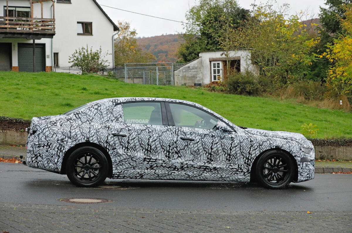 2027 mercedes benz e class side