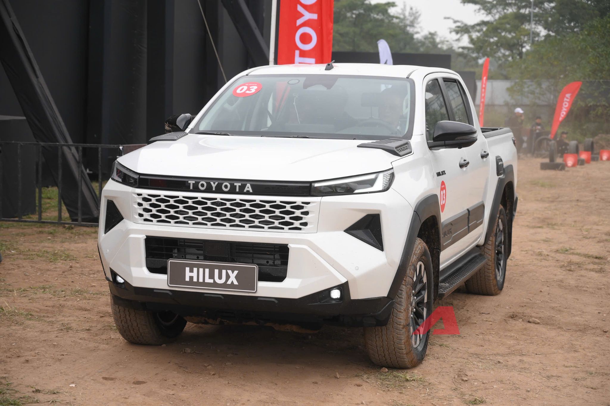 toyota hilux 1