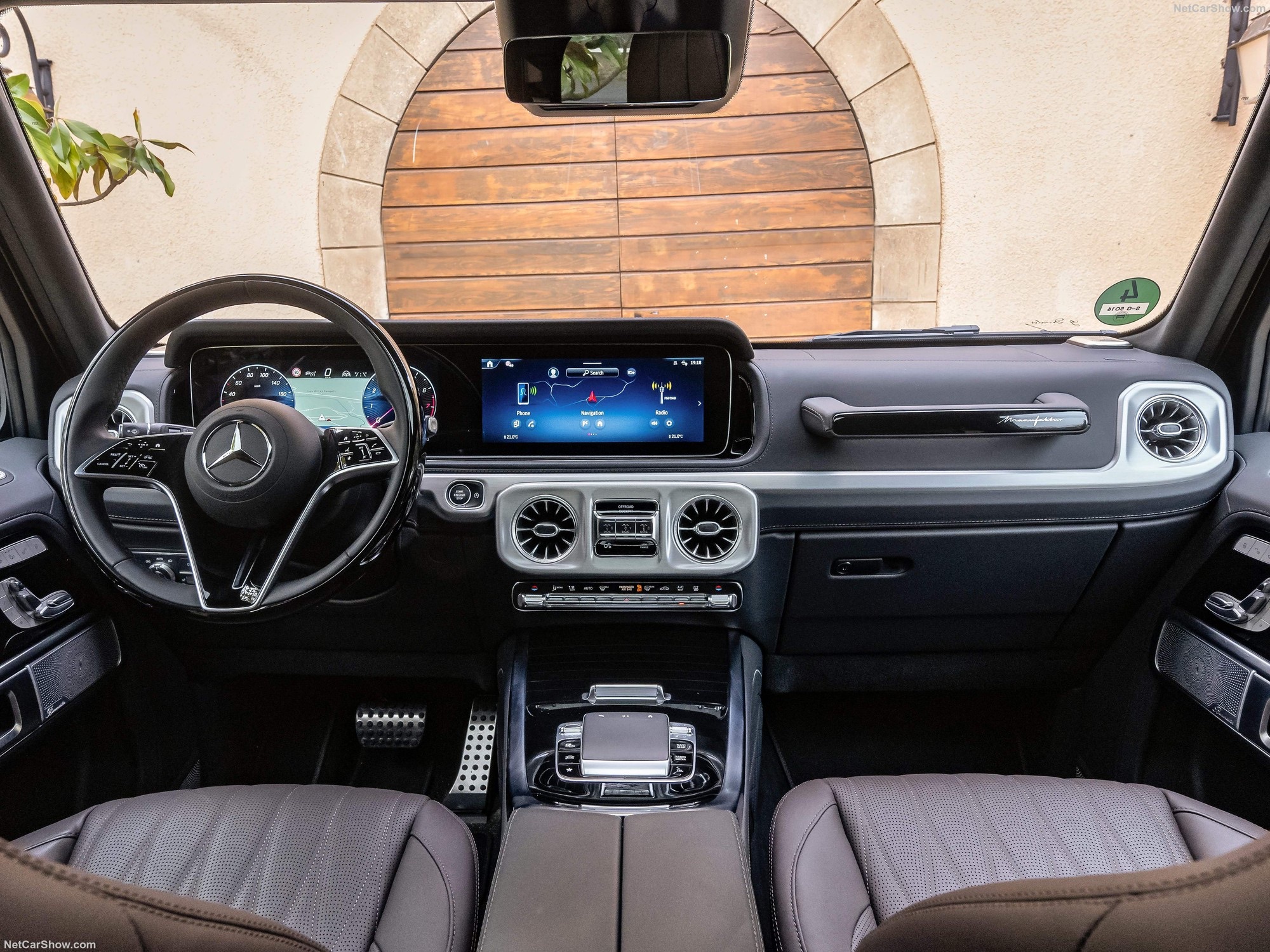 mercedes benz g class 2025 interior4b515f40 1760072827866 1760072828149609661320