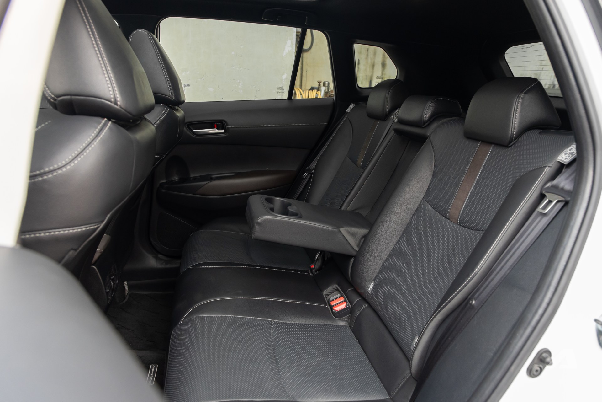 corolla cross hev nlh0018