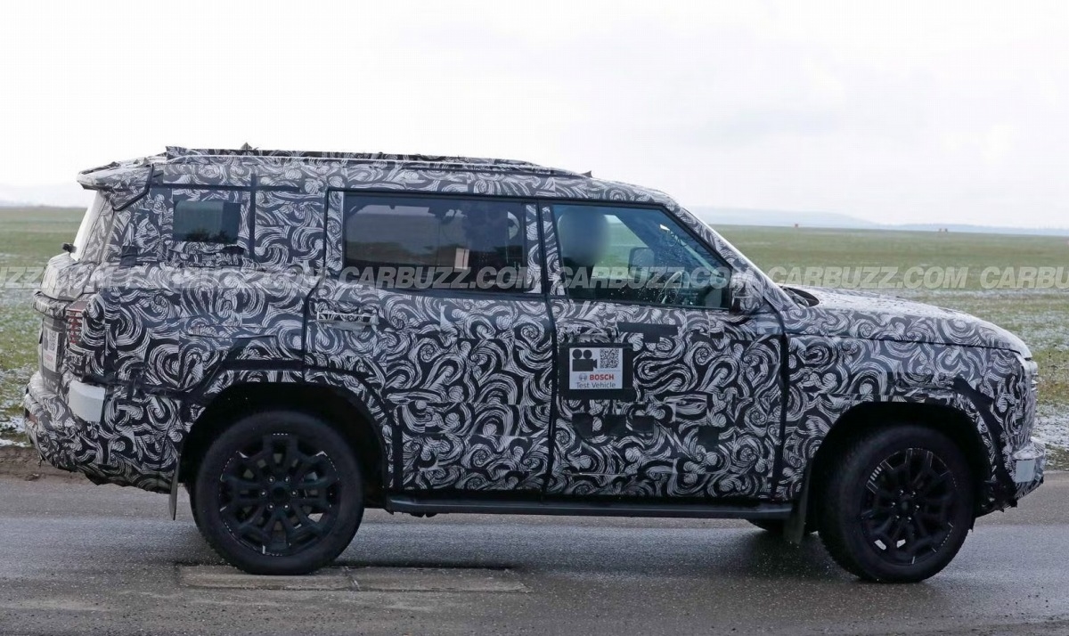 mitsubishi pajero 2026 chay thu 2