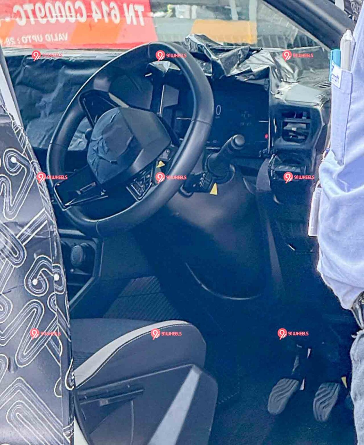 upcoming nissan c suv interiors spied 6 1255x1536