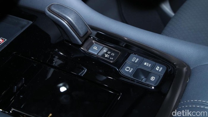 toyota rilis alphard hybrid termurah di iims 1770300468097169