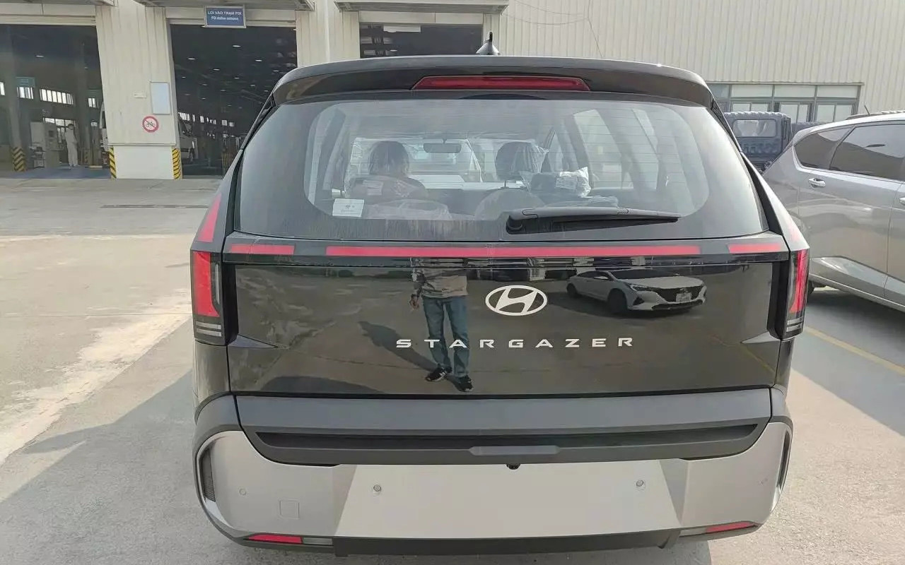 autopro hyundai stargazer 7