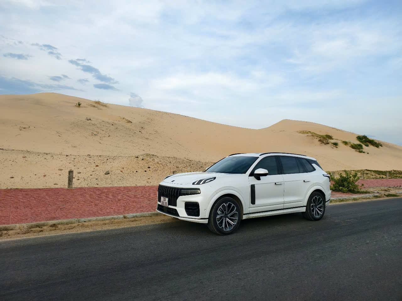 517343944305591676036973023399511679947390921n 177068570157540172732