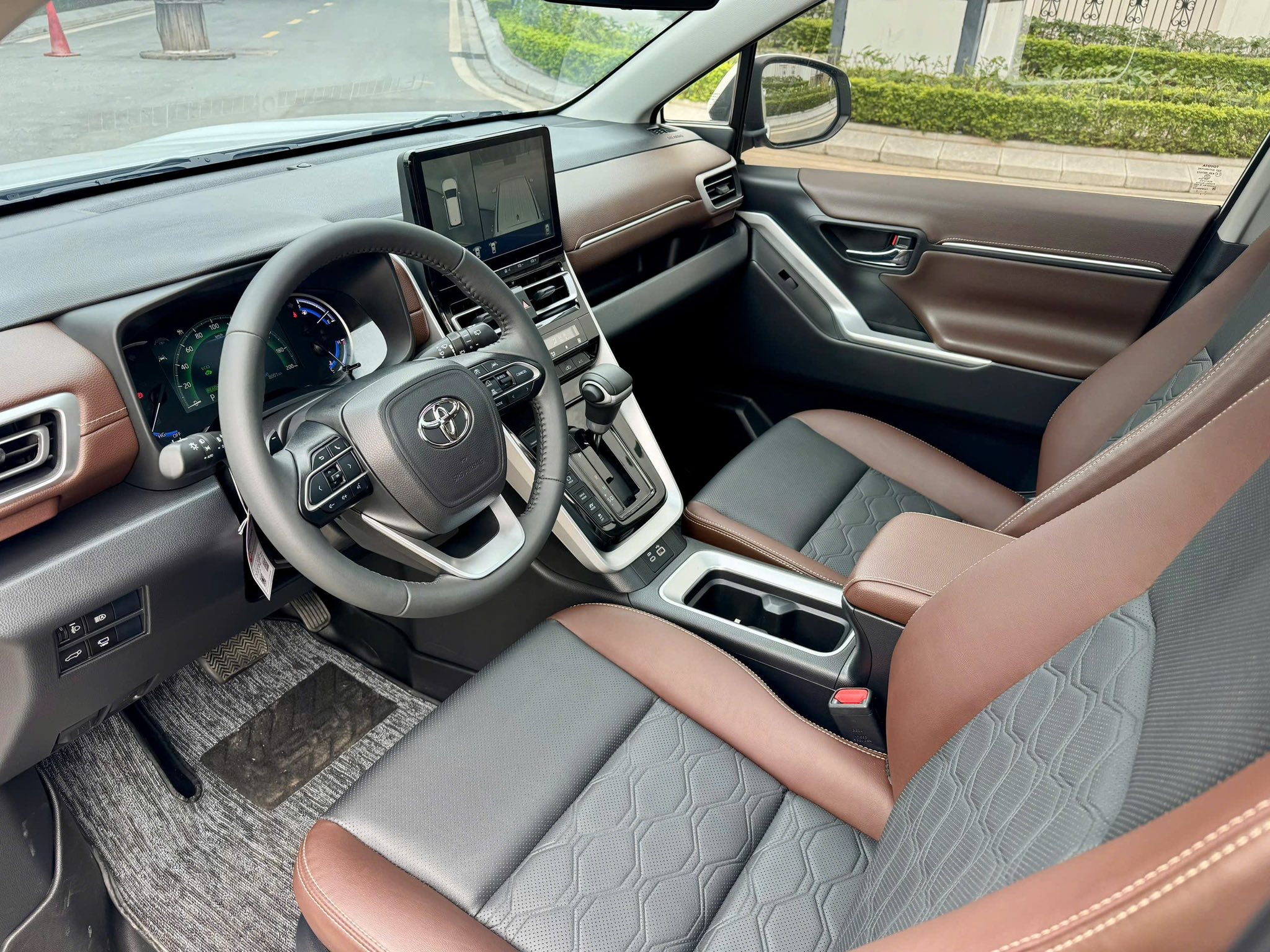 6242748502393544387757103615647974335685746n