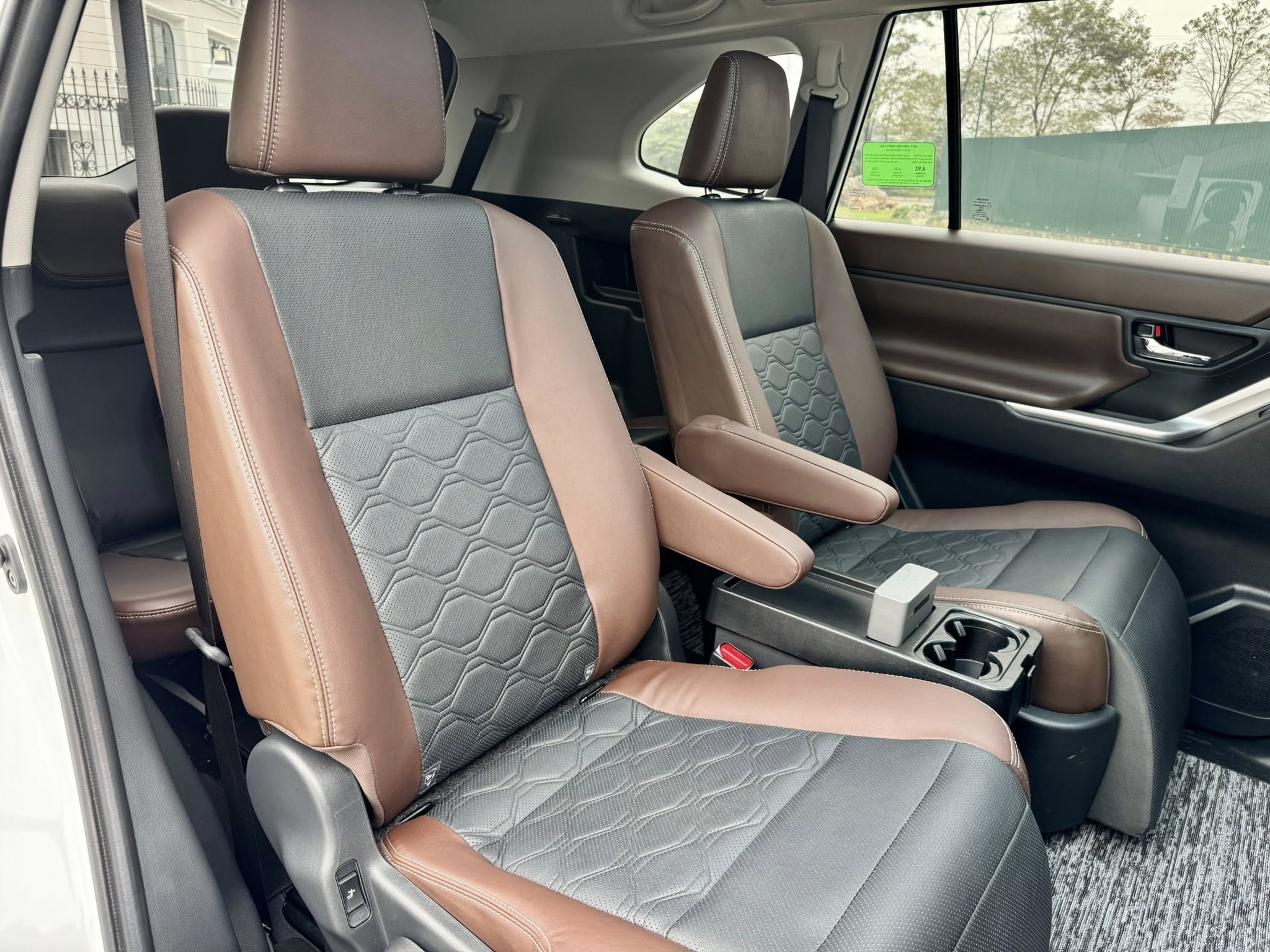 6260605781581510286416904256680046765344059n