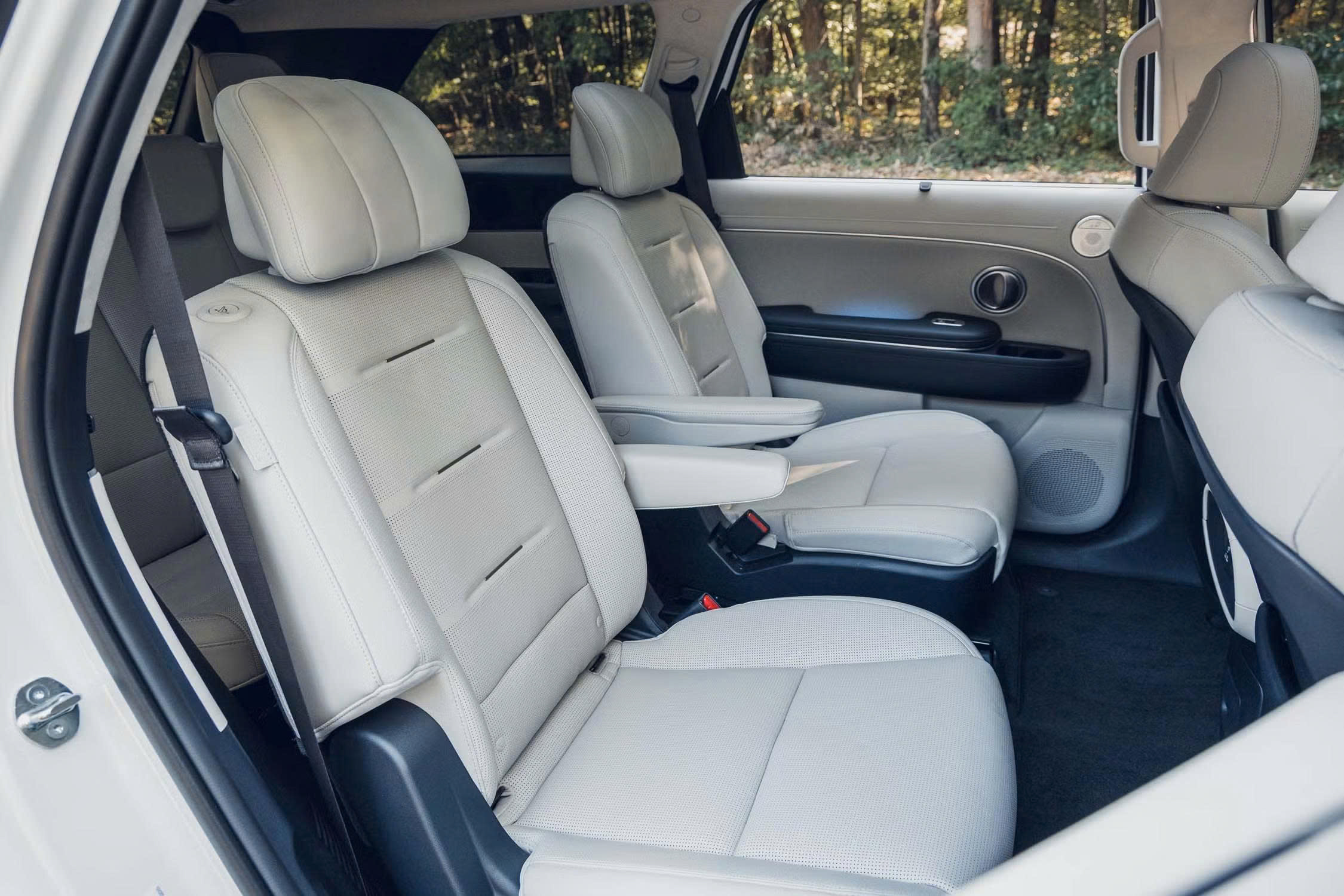 hyundai palisade hybrid 7