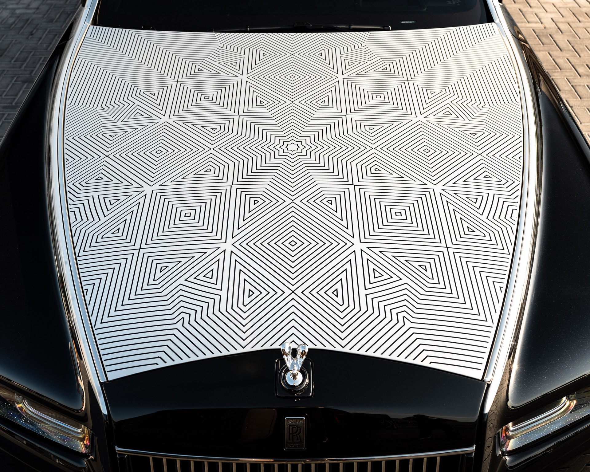rolls royce takes laser sharp literally one off phantom has 02 mm thin laser graphics10