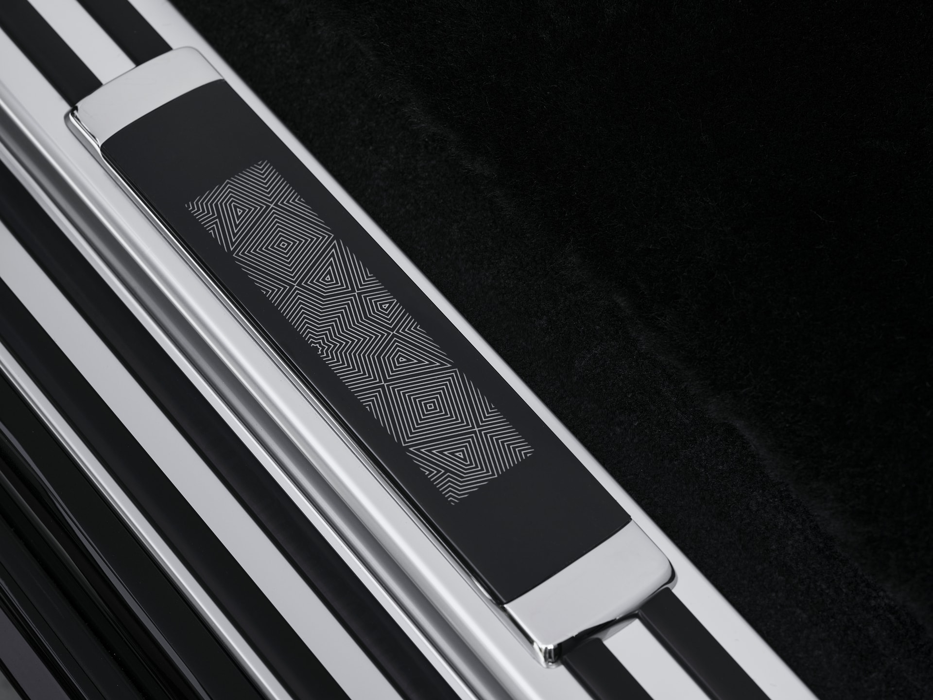 rolls royce takes laser sharp literally one off phantom has 02 mm thin laser graphics6