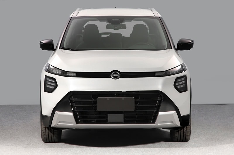 nissankiatkicksth006