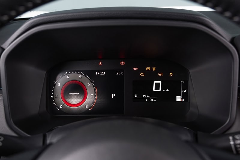 nissankiatkicksth020