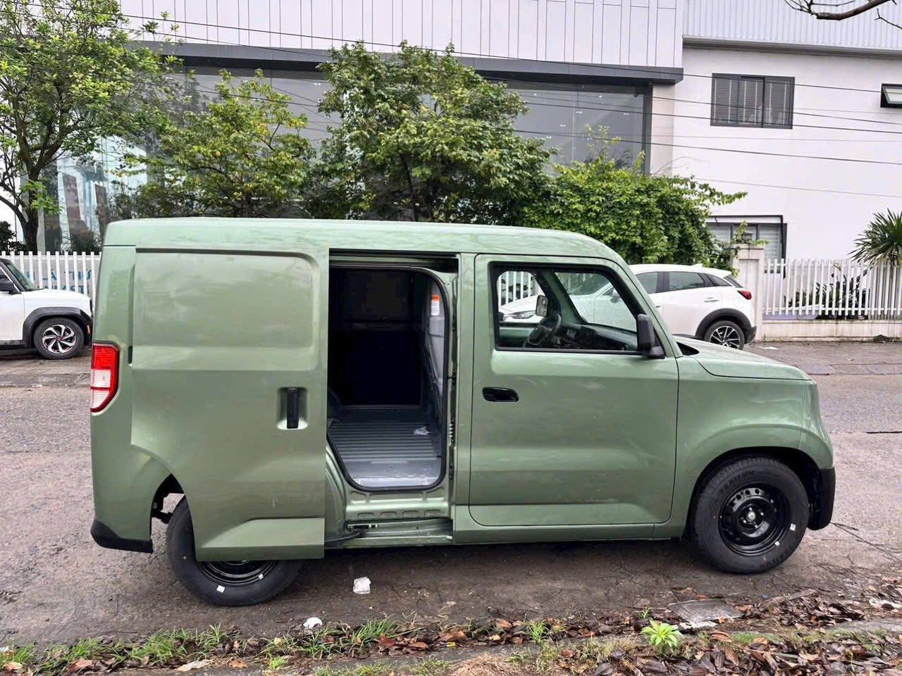 641676675953059087236572342985658666522383n