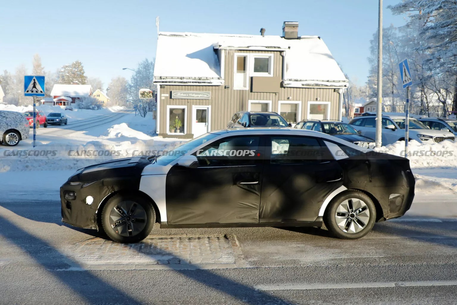 hyundai elantra 2027 7