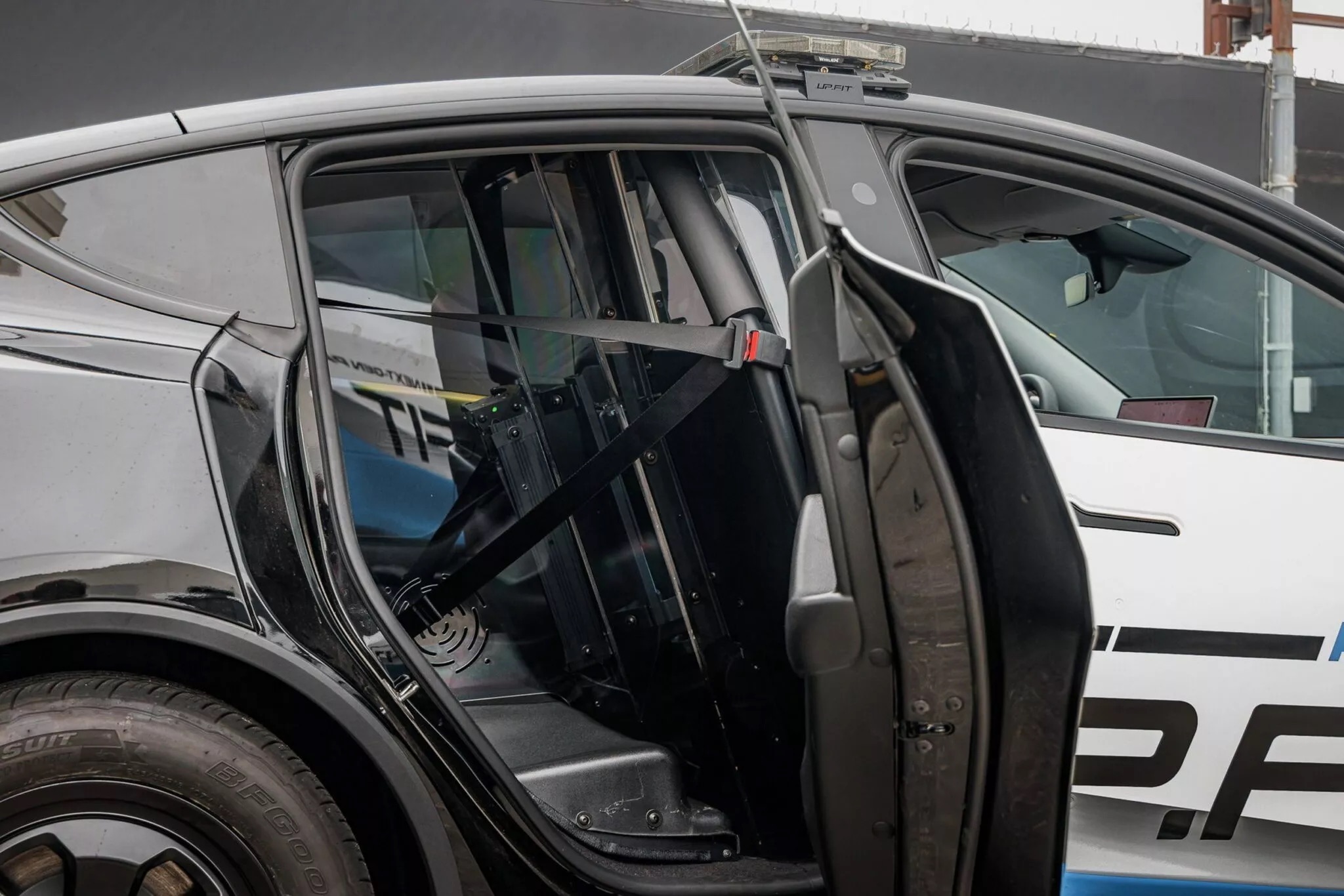 tesla model y juniper patrol upfit unplugged performance 10 2048x1366