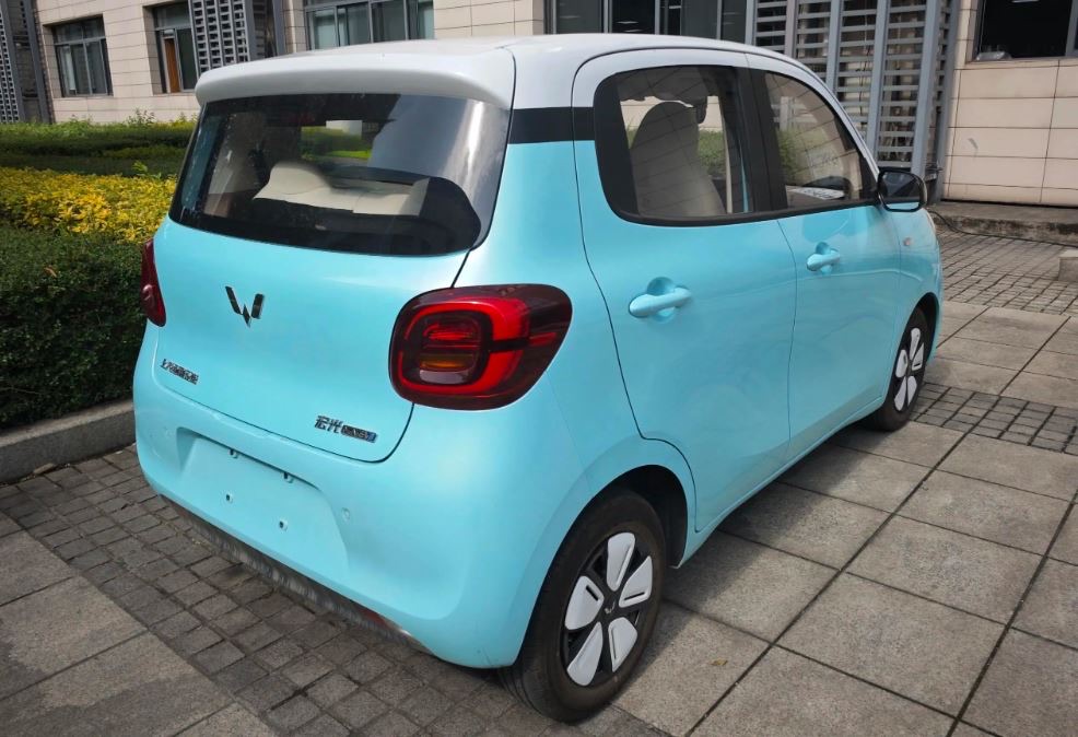 3 2 1733664719098 17336647194211982917014