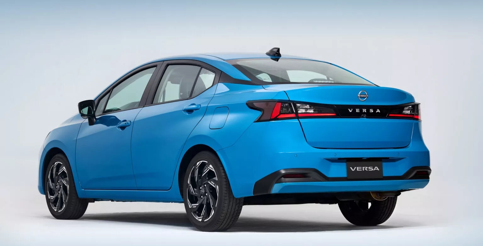 nissan almera 2026 8