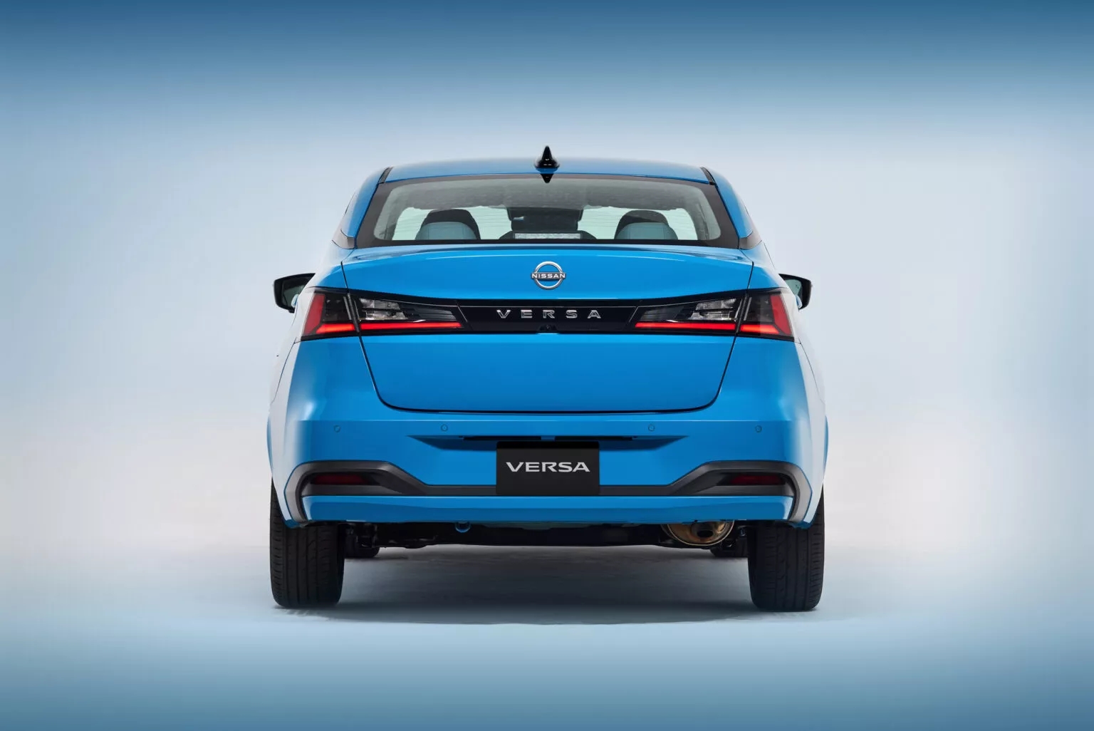 nissan almera 2026 9