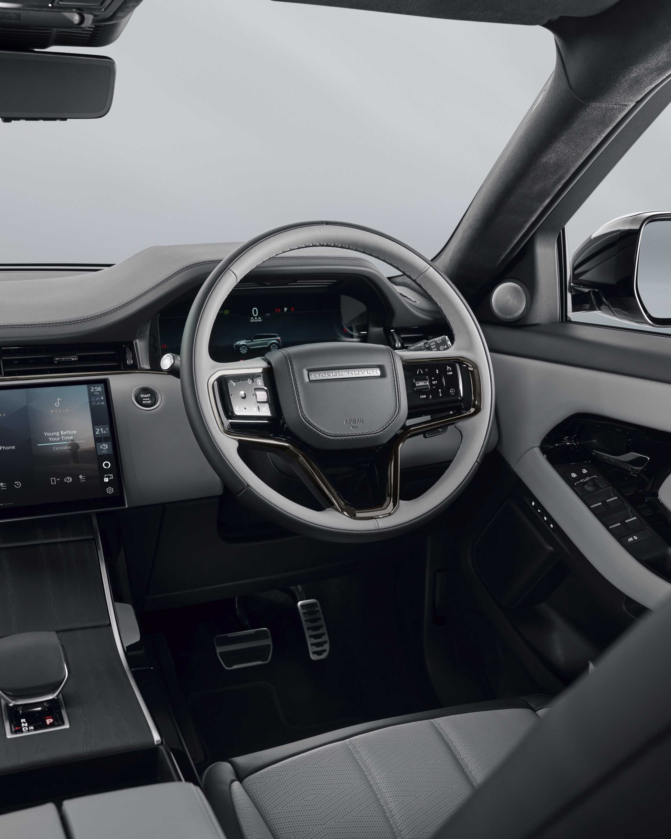 l551evoquearroiosgreyinteriorrt044x5