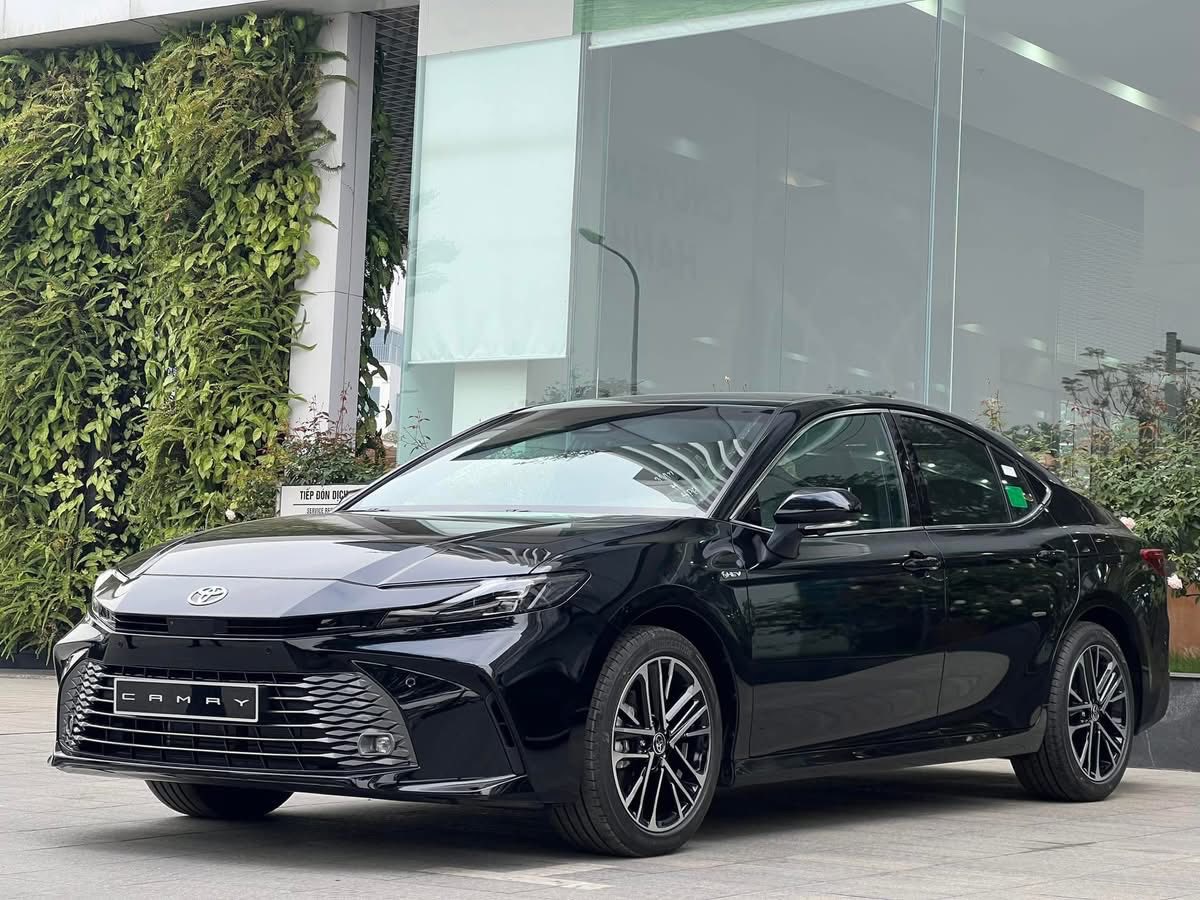 camry 1758170590944 1758170591128112575002