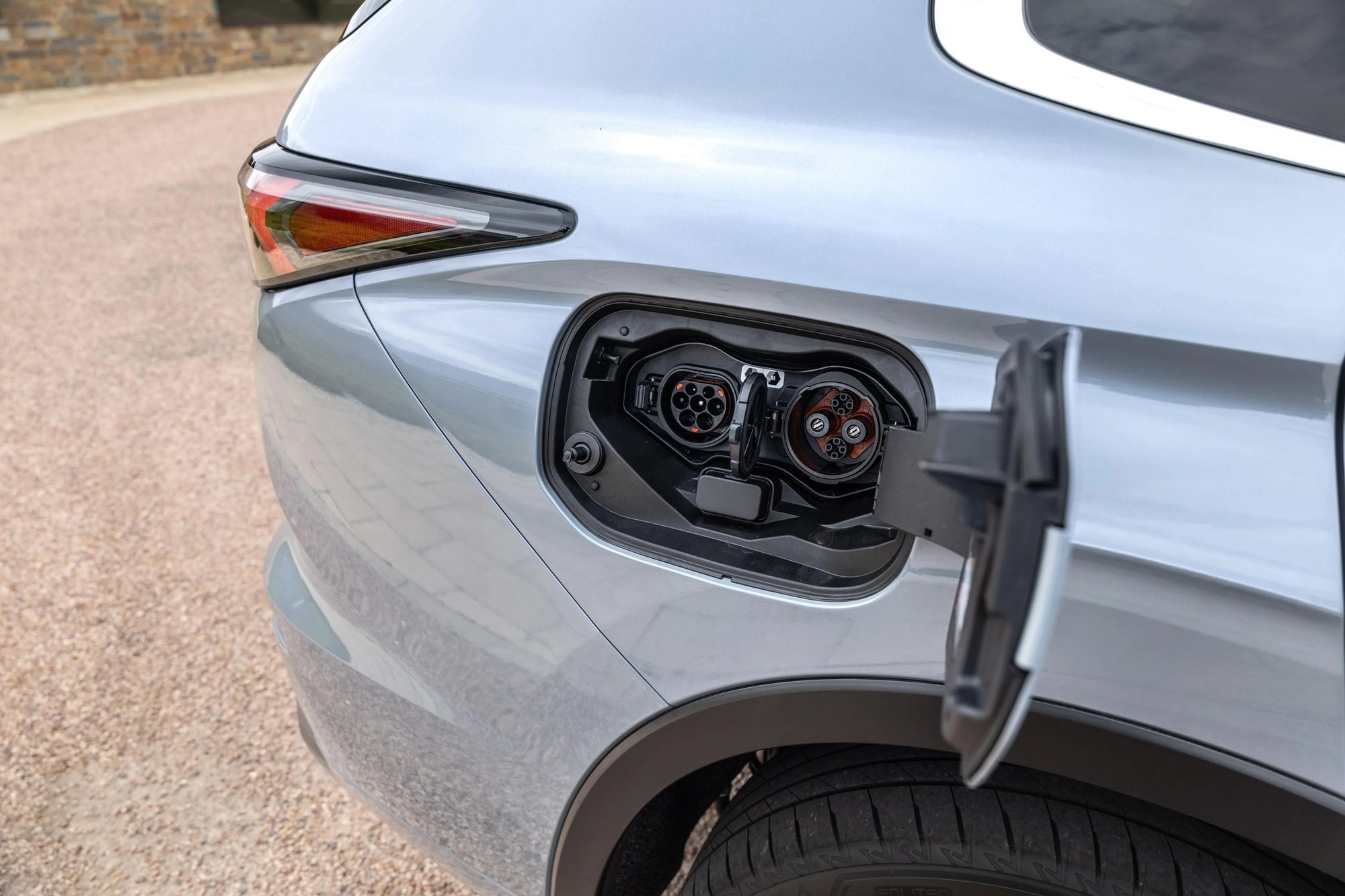 mitsubishi outlander phev 2026 4