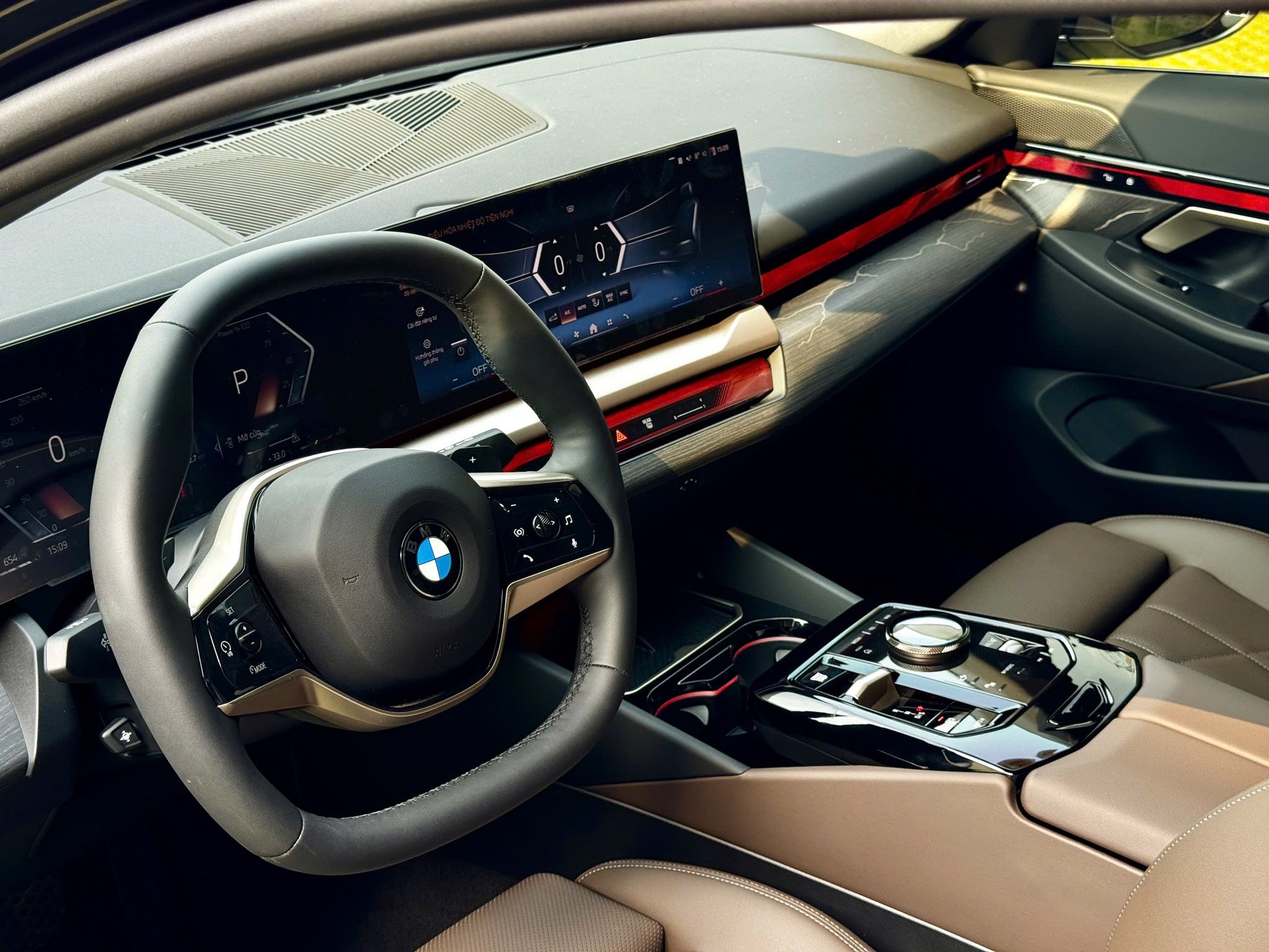 6518357193437616149718856699030674566657655n