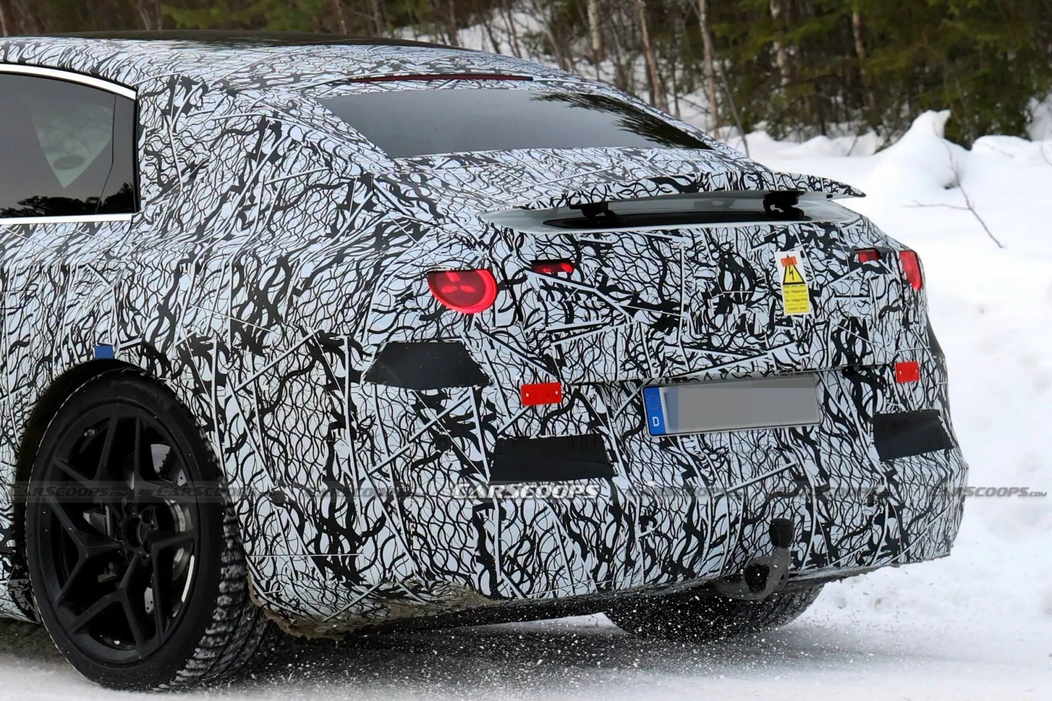 amg c class eq 00010 2048x1365