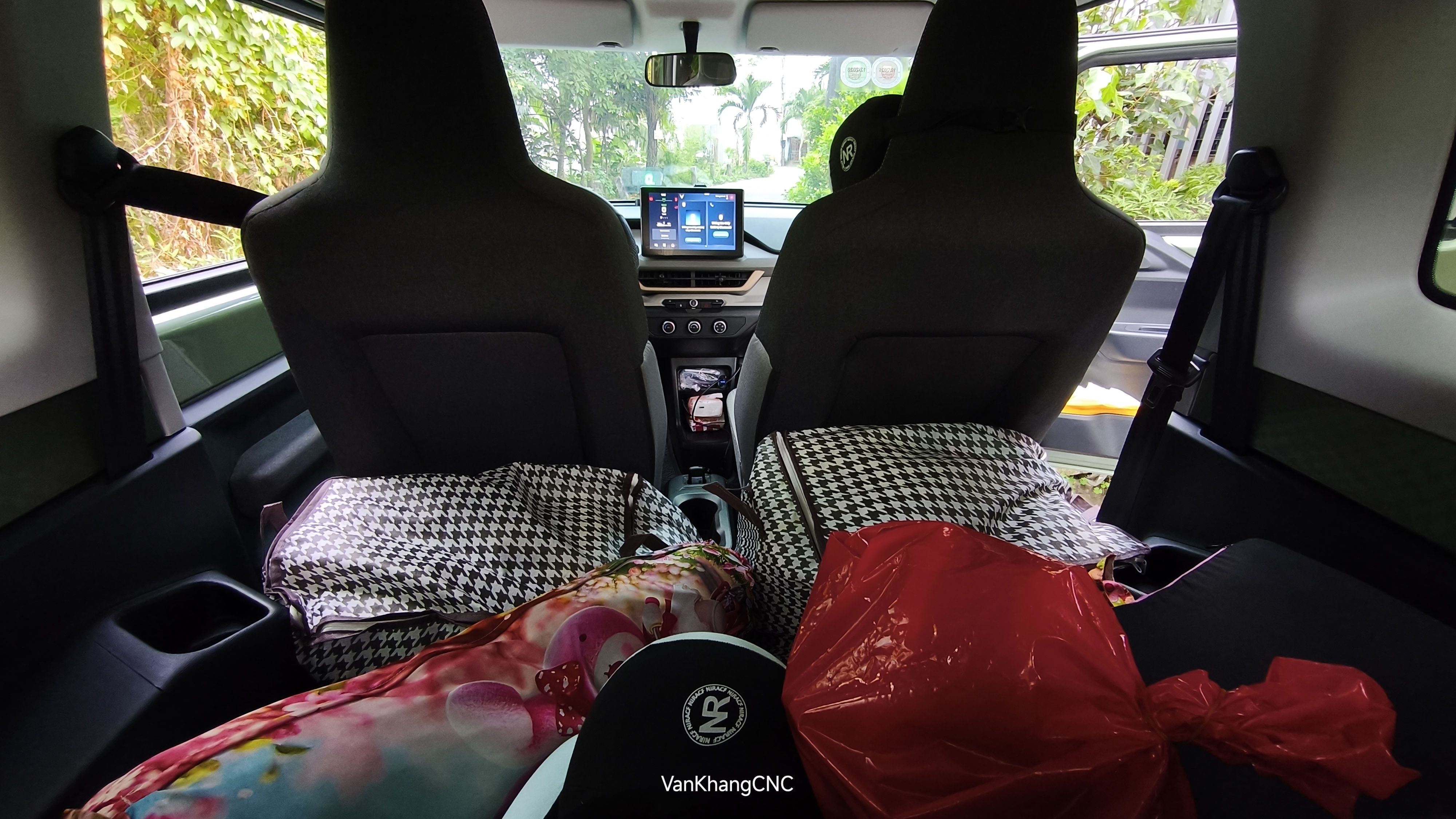 64919236514685638213385308939052319329649095n