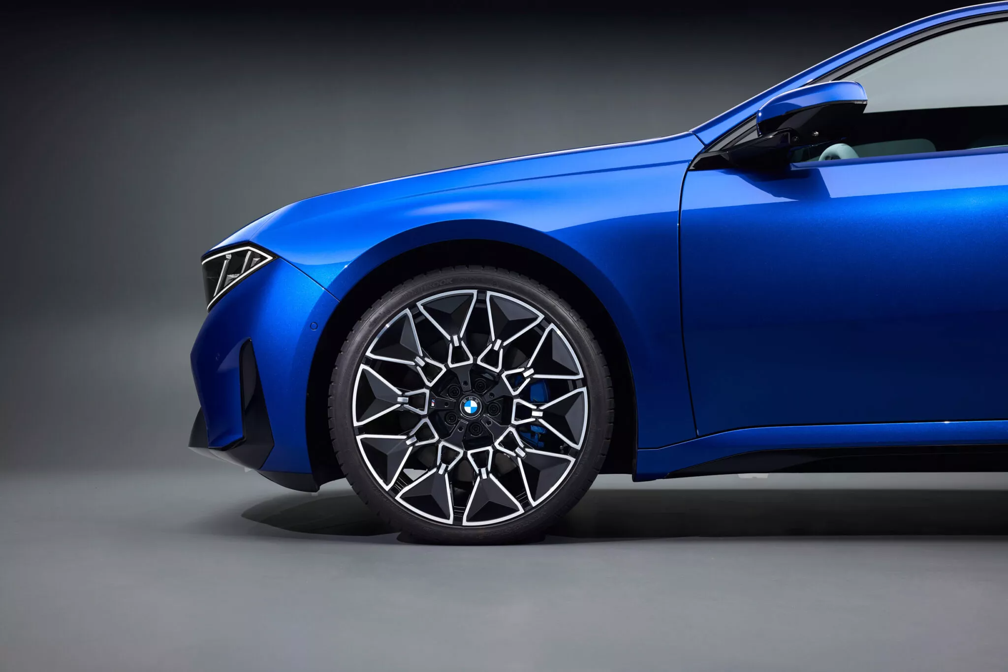 p90632240highres 2048x1366