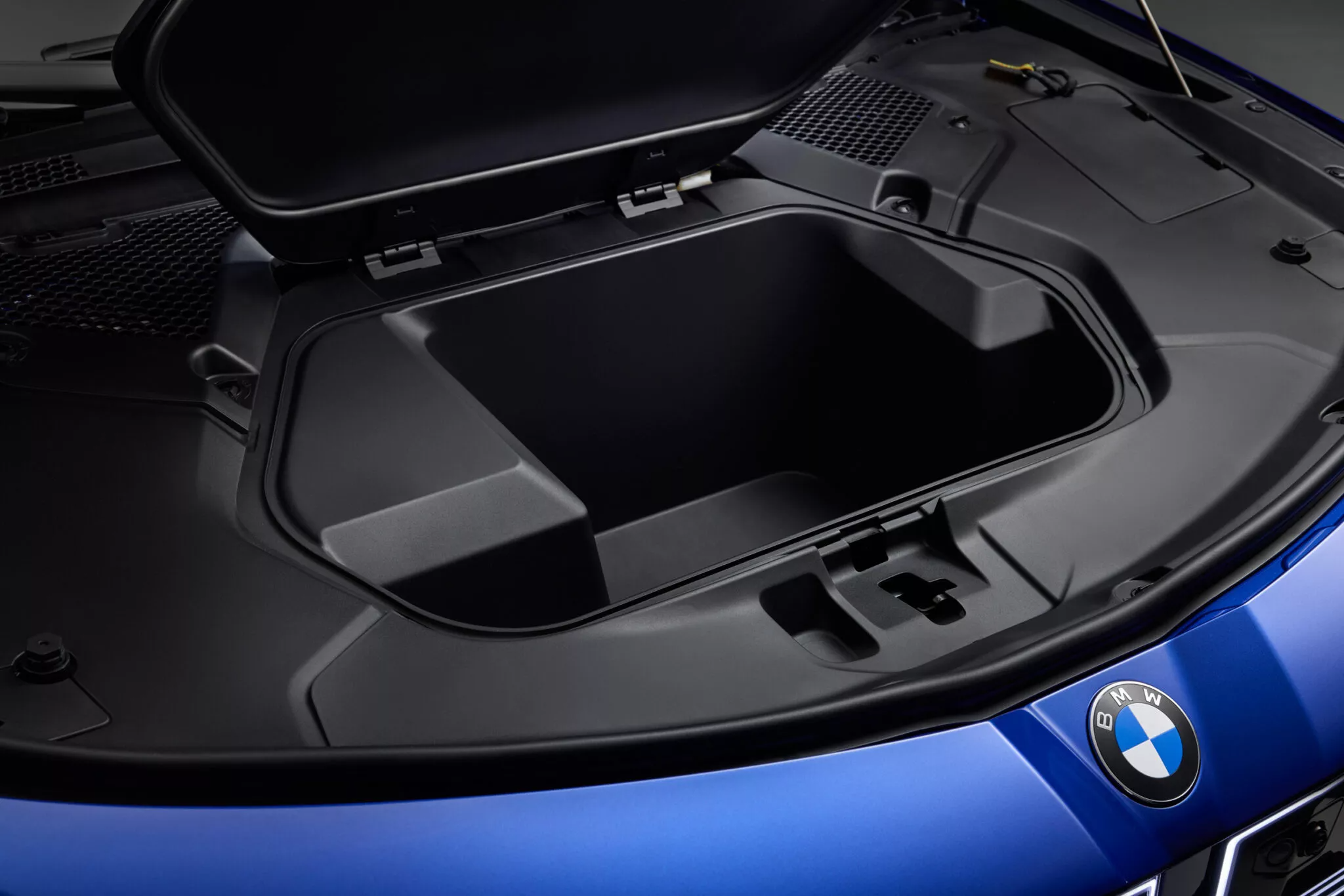 p90632415highres 2048x1366