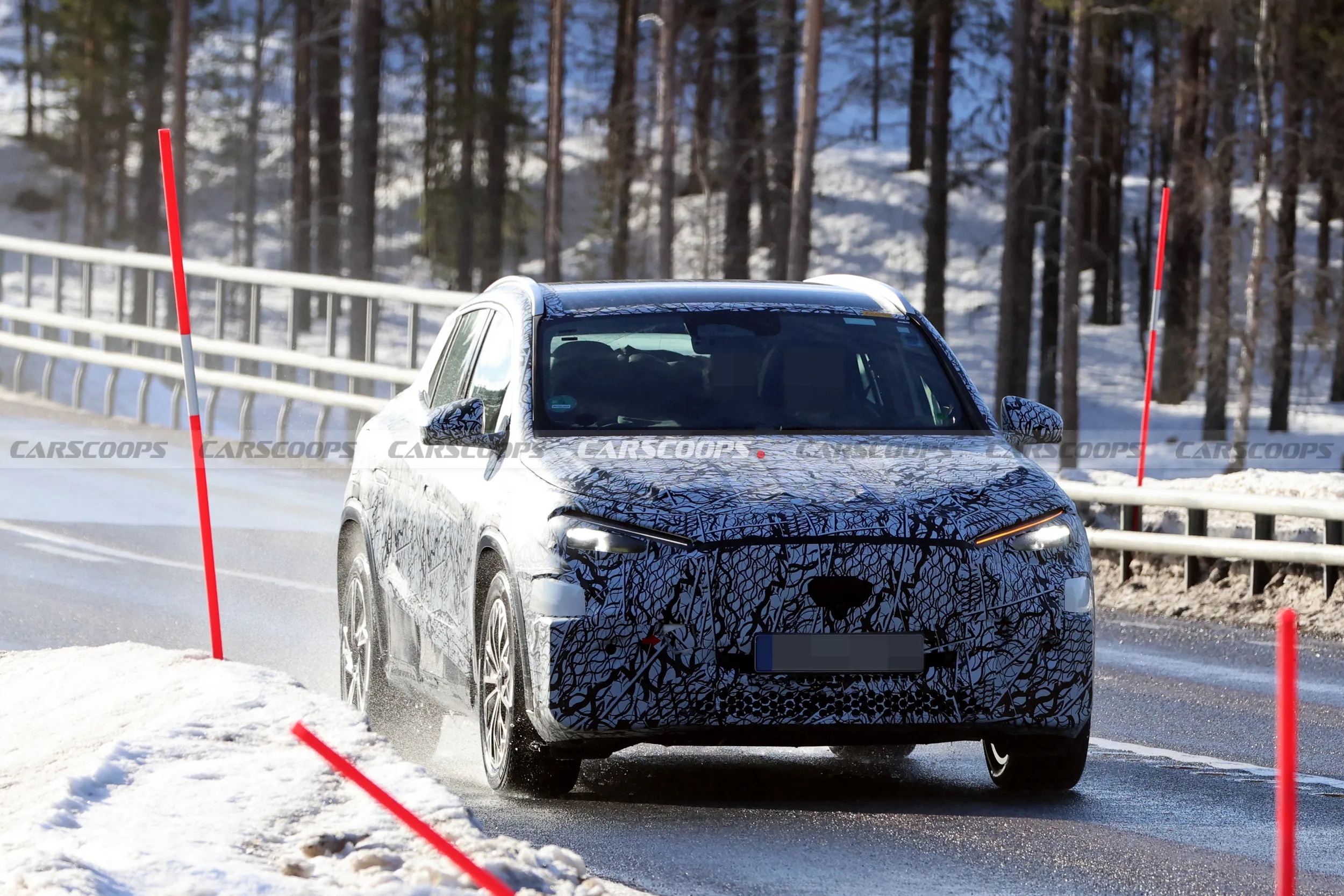 2027 mercedes gla eq 320 4