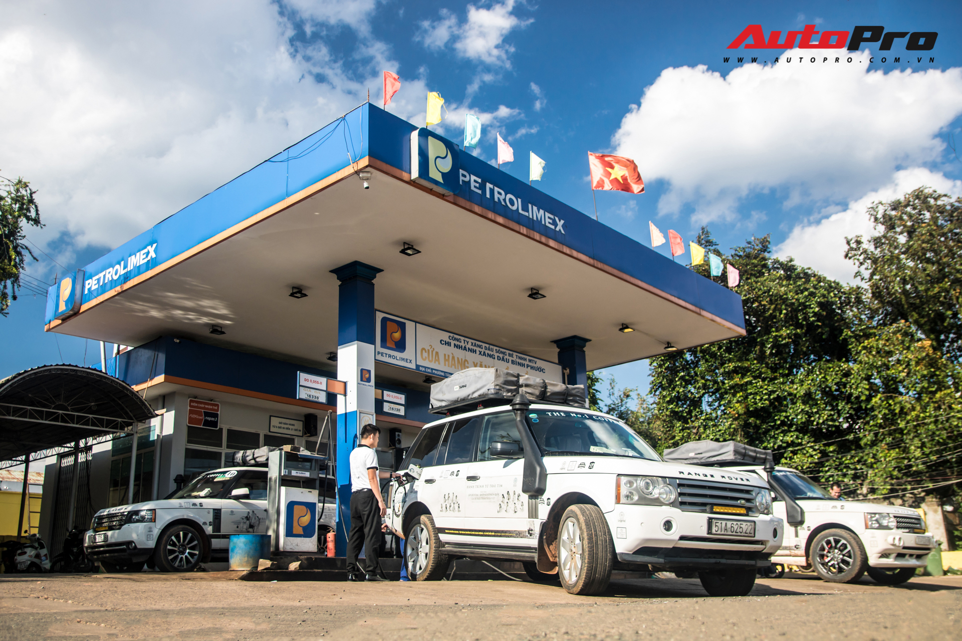 img7726 15698460347672056965021