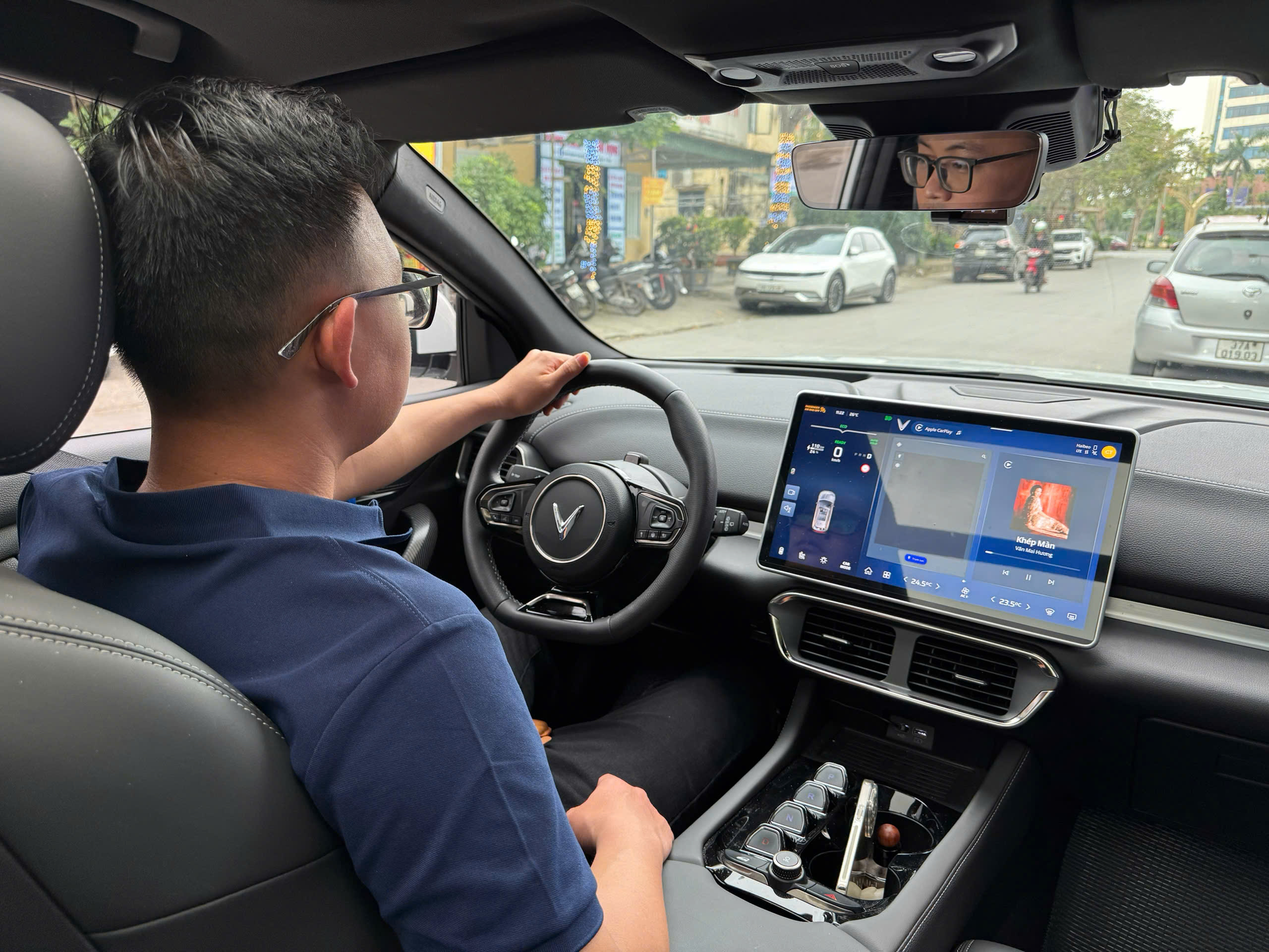 chu xe vinfast vf 8 plus nguyen van hai v 8