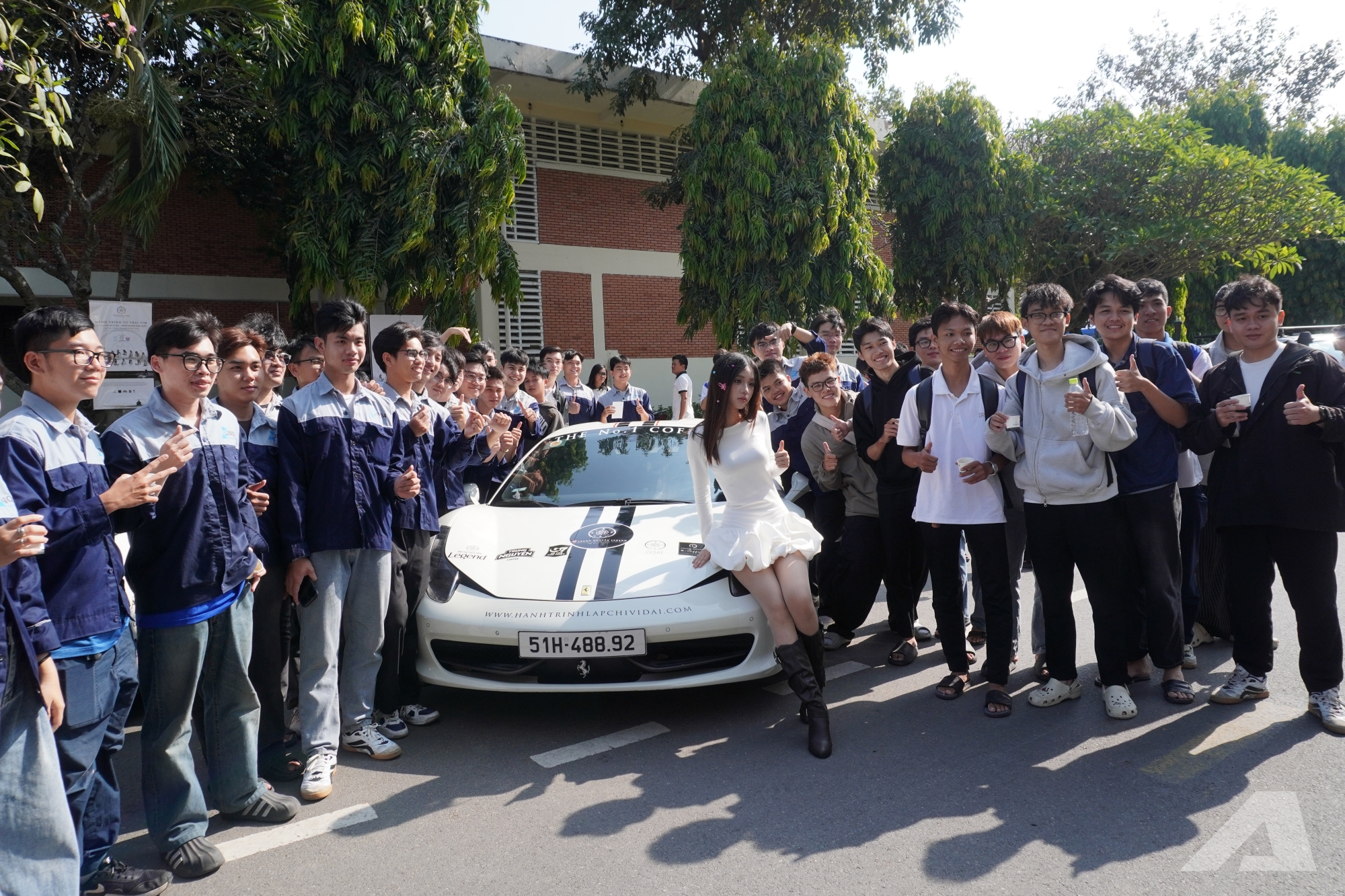 hanh trinh tu trai tim ngay 1 nguoi dan hieu ky 81