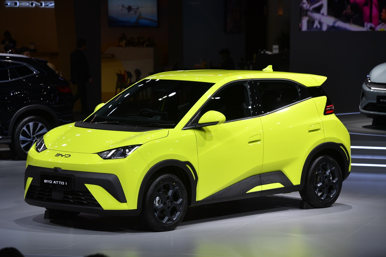 690323 opening byd by golf 8 large