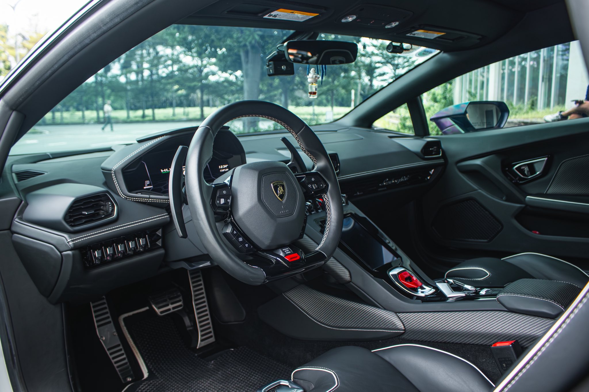 6457130764155421331379236240840003364758476n