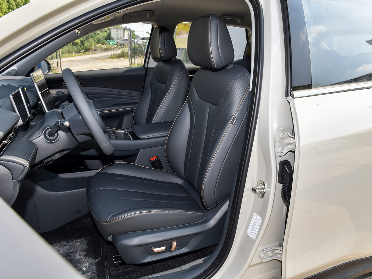 wuling baojun yunhai viet nam 10