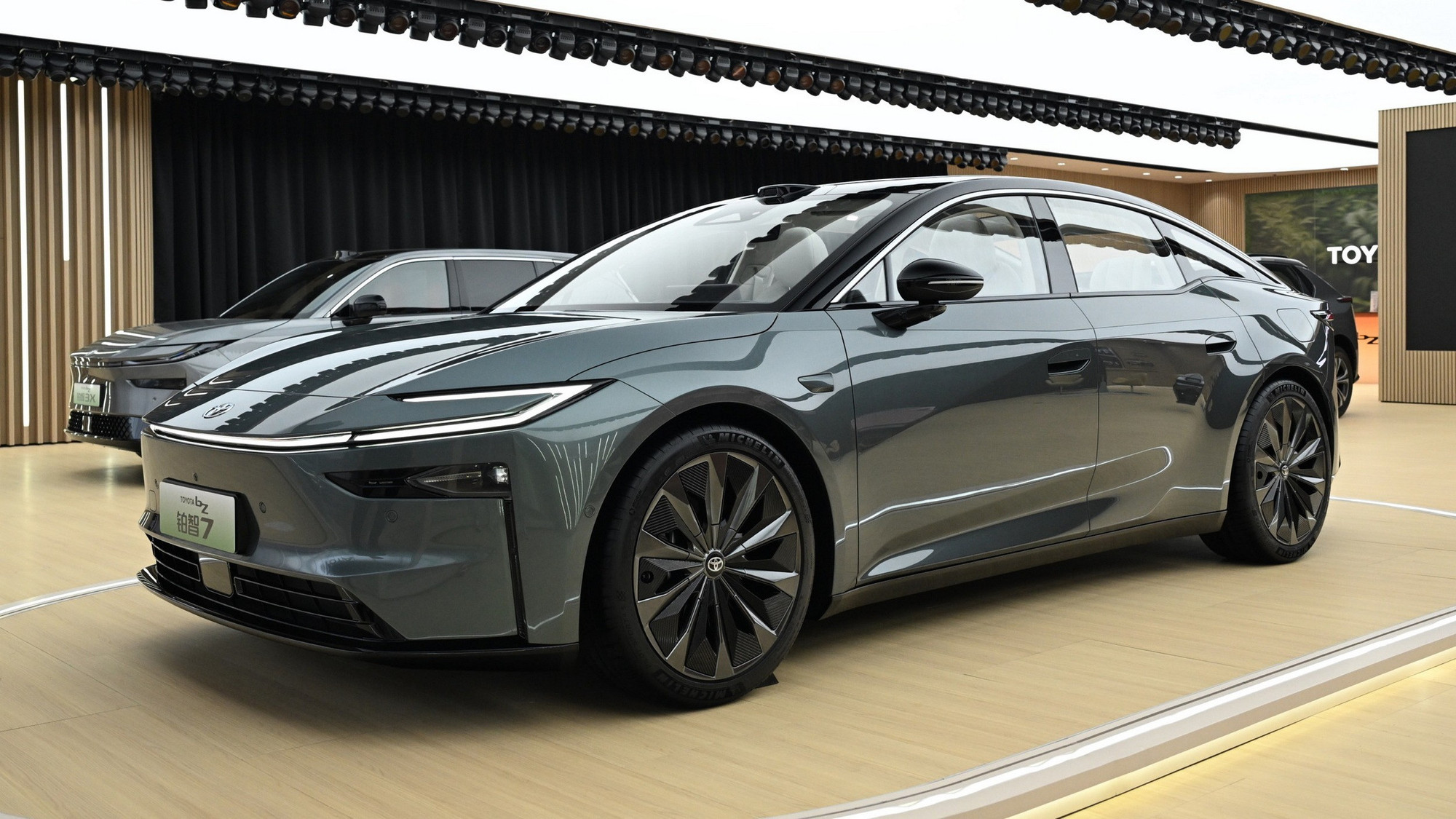 toyota bz7 china 1 copy