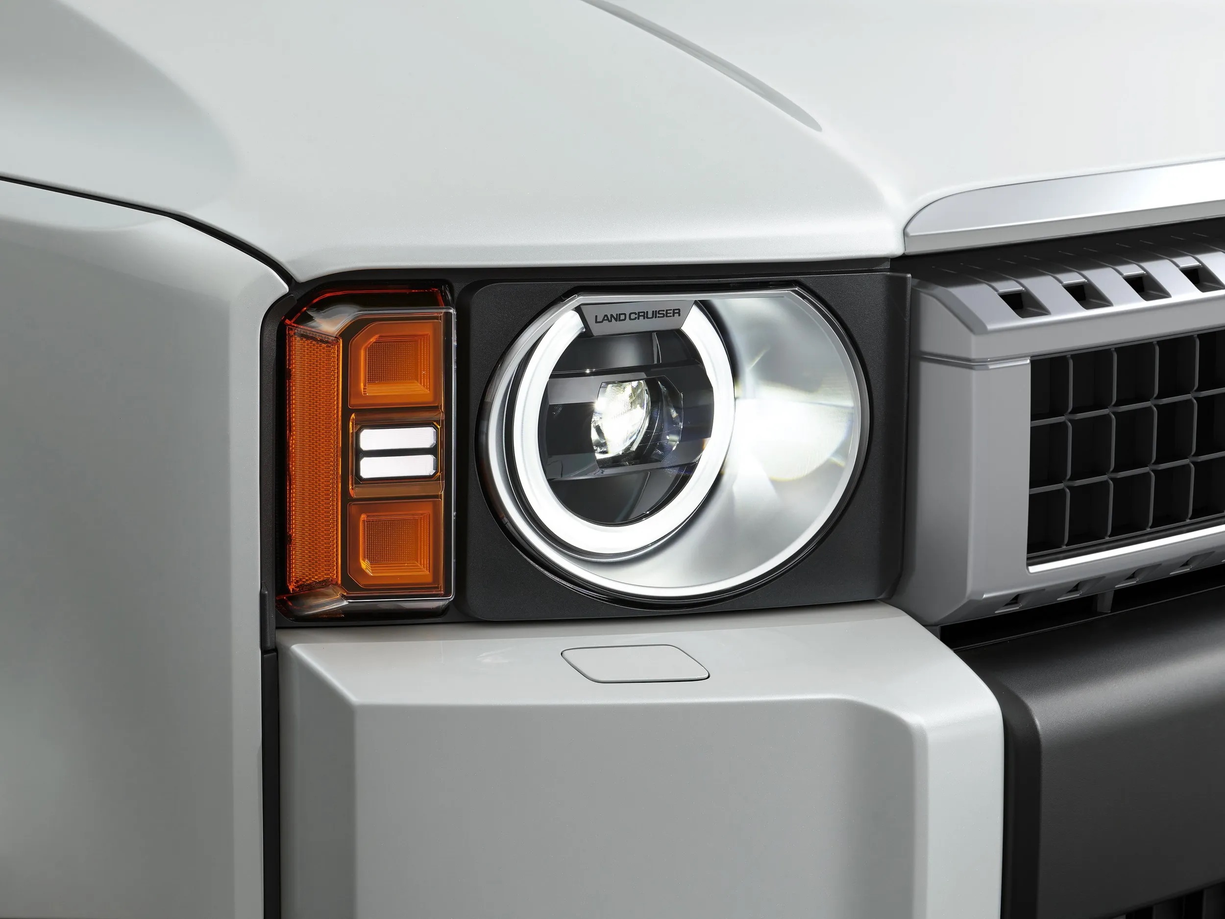 toyota land cruiser 250 series japan 4