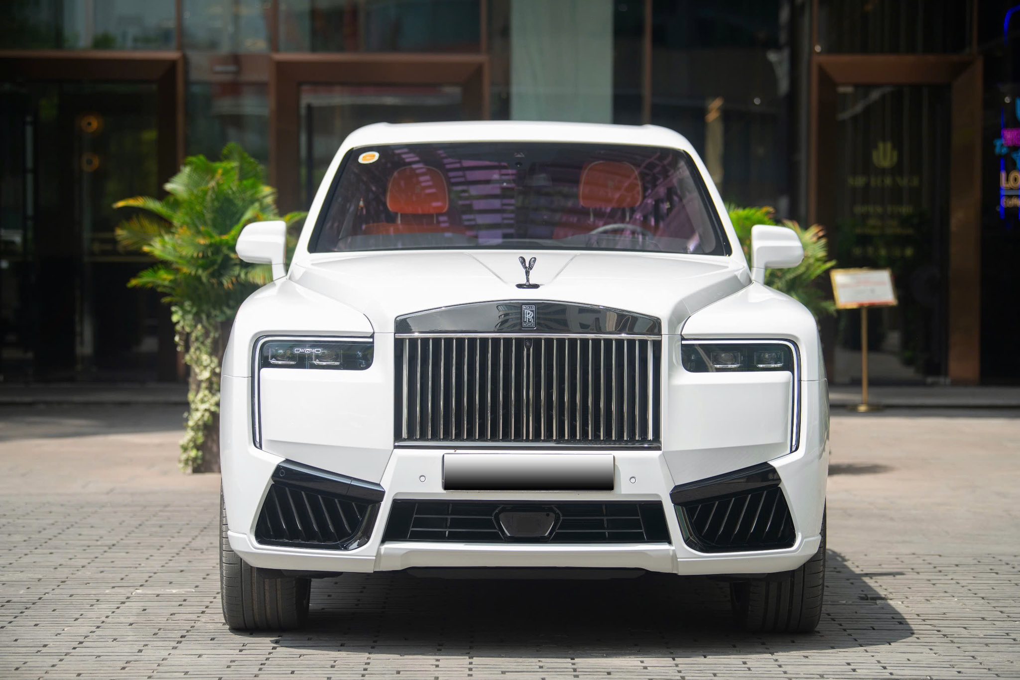 66586781812623440260803174762300689625208725n