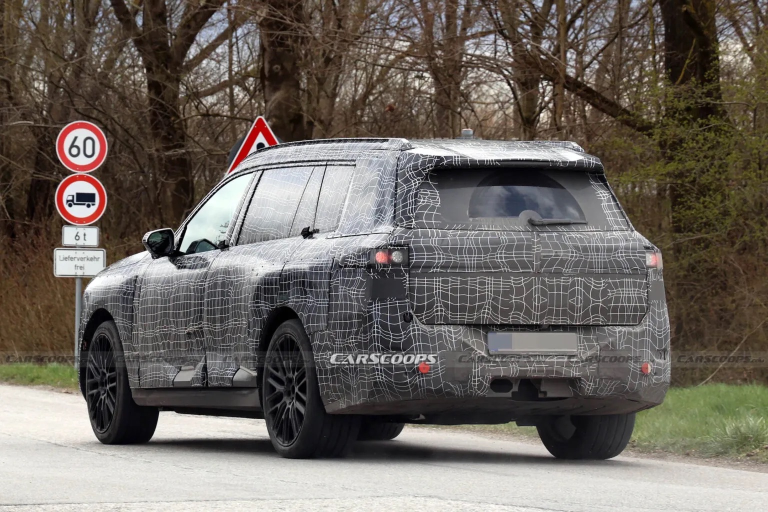 bmw ix7 spy shots 00015 1536x1024