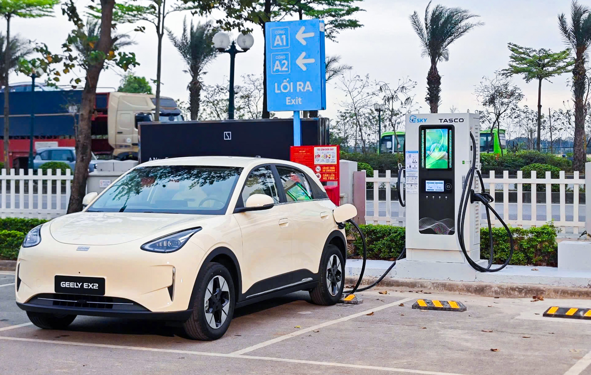 tru sac nhanh tai tasco mall long bien