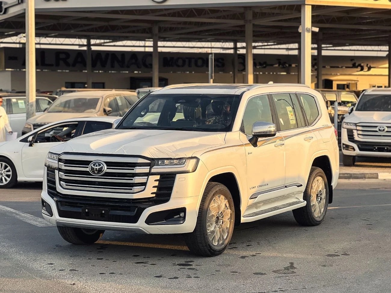 land cruiser hybrid 1