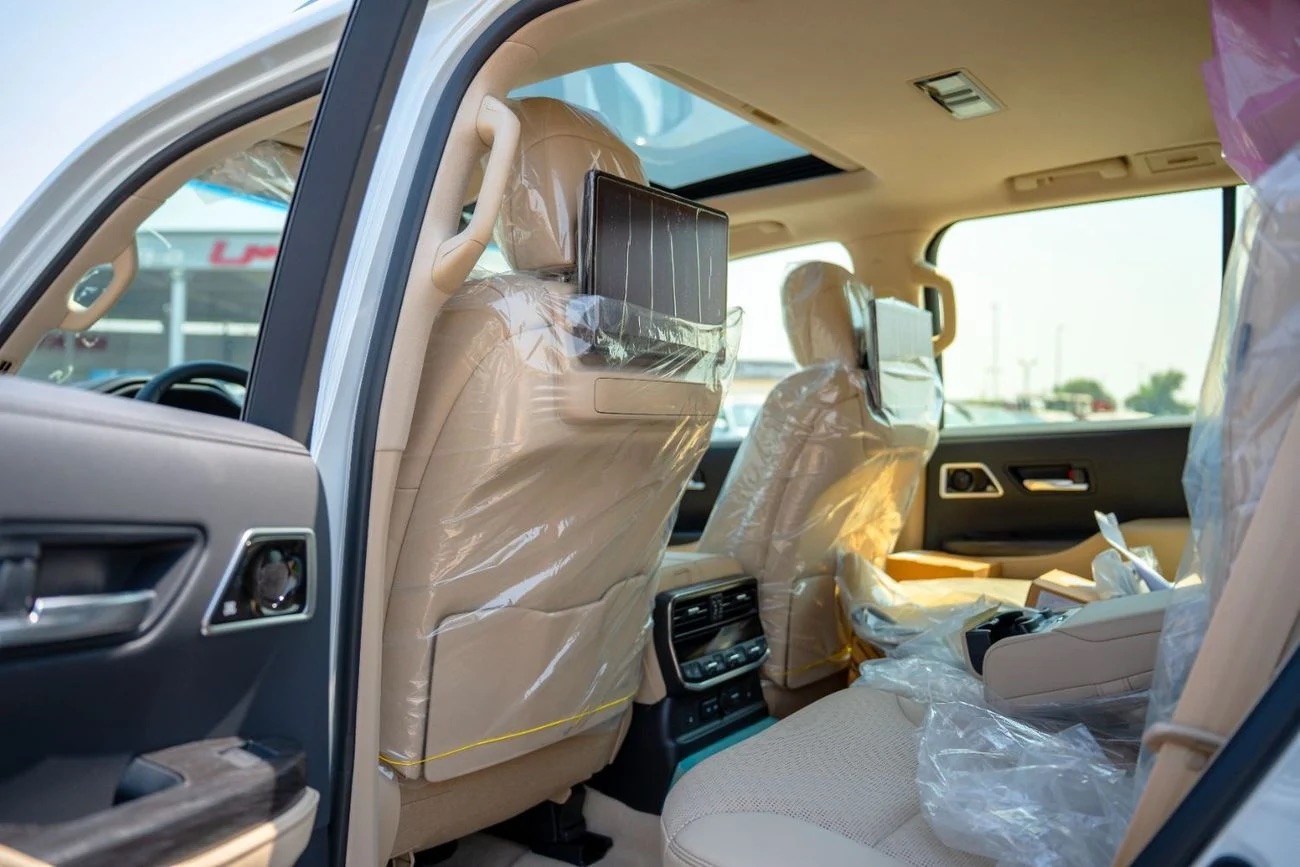 land cruiser hybrid 8