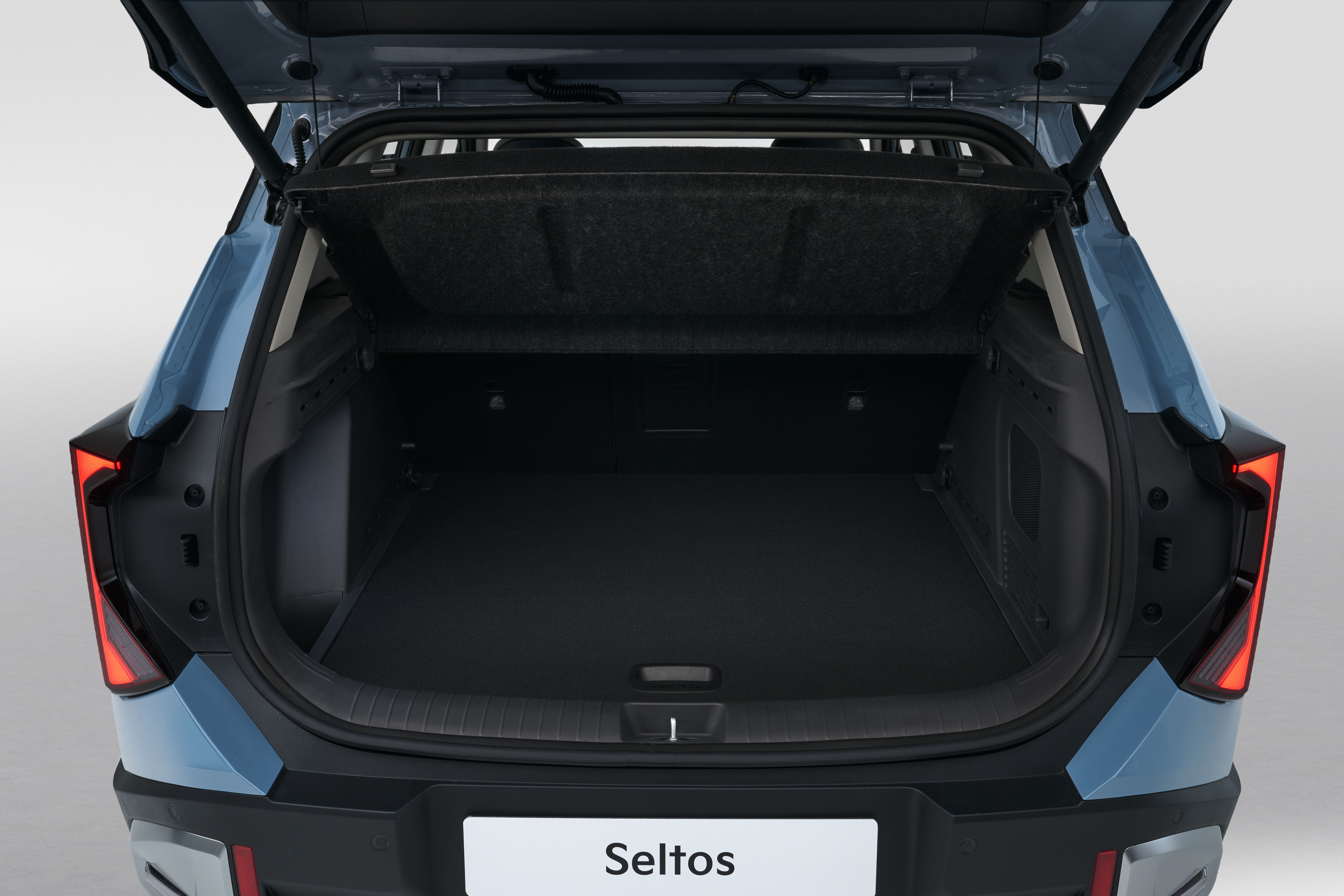 original 31239 all new kia seltos ice baseline eu pale grey 26